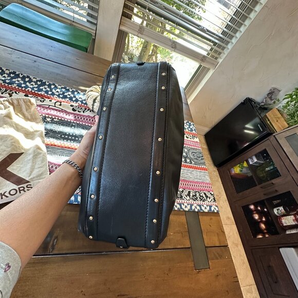 Michael Kors Studded Tumbled Black Leather Silver Twist Shoulder Bag, Dusty, EUC - Picture 9 of 15